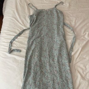 Brandy Melville Midi dress with tie